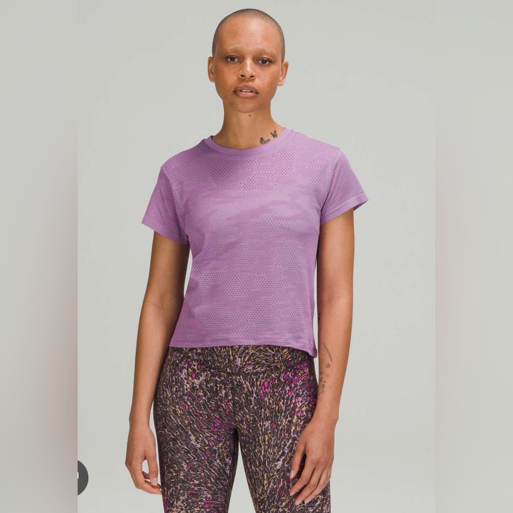 NWT Lululemon Train To Be Short Sleeve Top Purple Size 4 Women